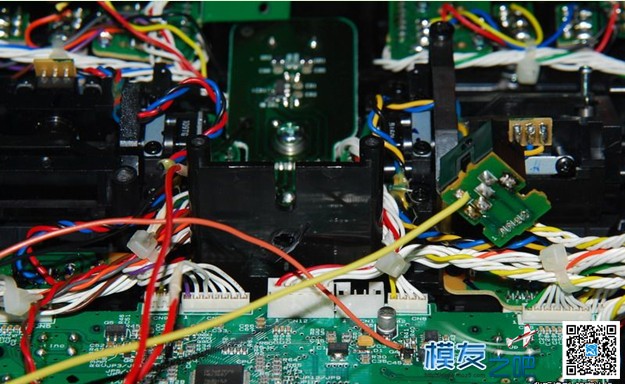 【moz8-2014】DSMJ版的DSX7完美无损改飞梦2.4G双模式成功！转 电池,天线,模拟器,monzo,moz8 作者:精灵 5873 