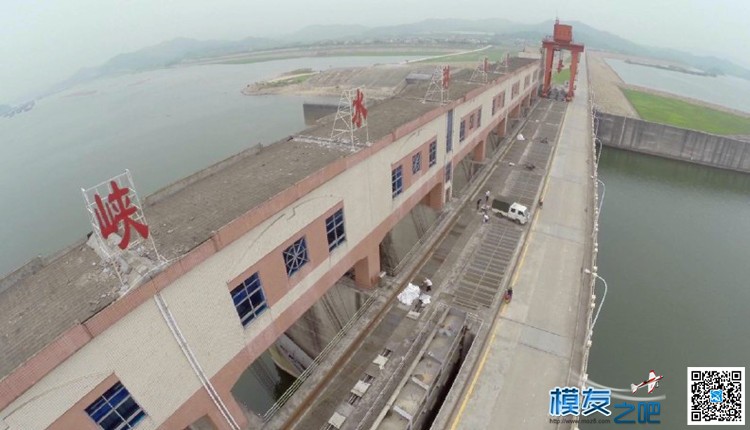今天休闲航拍 风吹草地见黄牛 航拍 作者:xuanshao 2912 