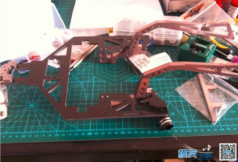 Slash死老鼠2Wd后直桥仿真短卡改件 G10 苦等一年放弃的梦想... UDR后直桥短卡 作者:Shaktani 1952 