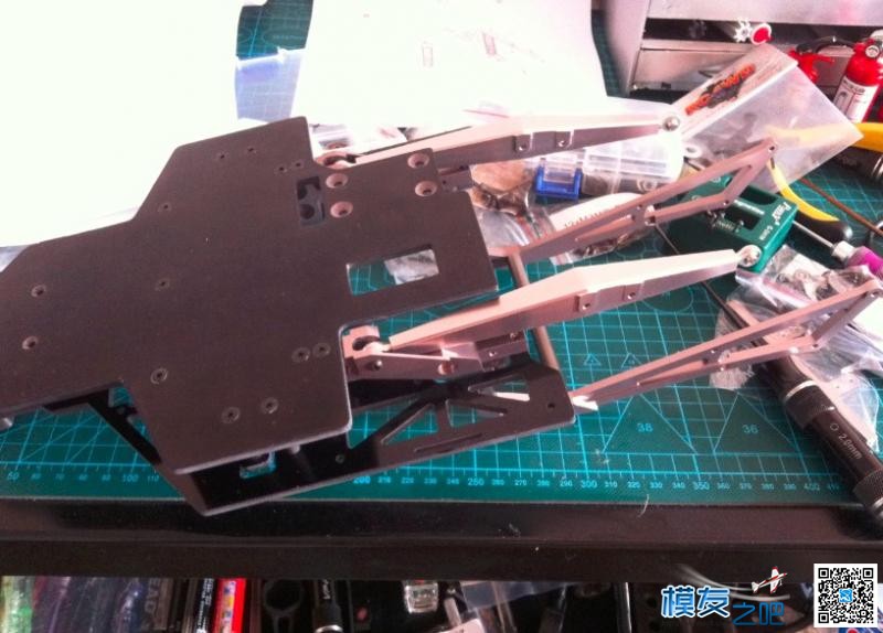 Slash死老鼠2Wd后直桥仿真短卡改件 G10 苦等一年放弃的梦想... UDR后直桥短卡 作者:Shaktani 6799 