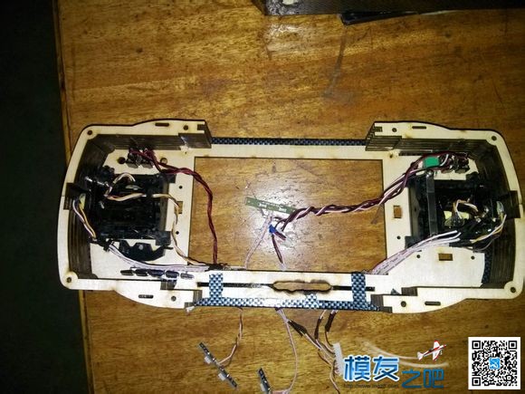 100元制作属于自己的一体控 天线,图传,遥控器,图纸,d10改装一体控 作者:东鸡鸡 5527 