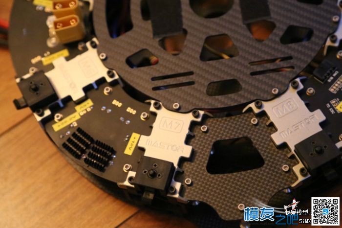 大师 HTEC 快拆大八旋翼全新设计 用户反馈 编辑大师,用户反馈,大师,旋翼,全新 作者:飞天狼 4703 