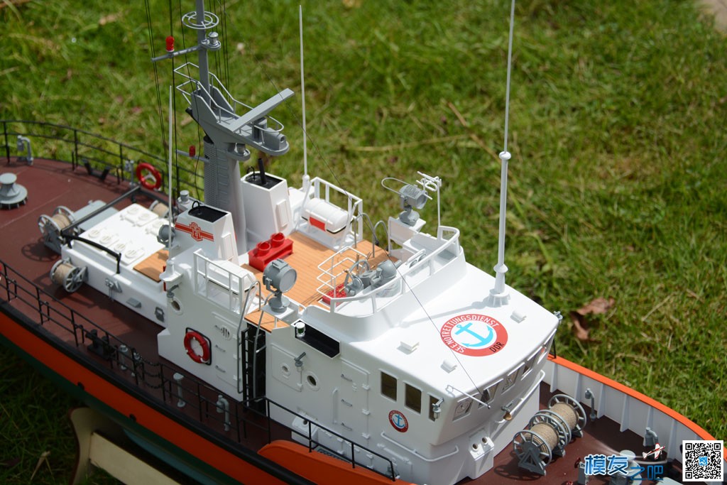 波兰救援船哈利号试航 哈利和赫敏,波兰在哪里,波兰华沙,哈里梅根 作者:海峰模型 1601 