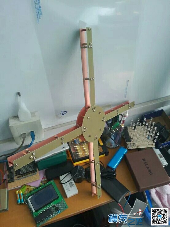 四轴机架，屌丝神器！！！ 四轴,机架,重在参与,谢谢大家,客户端 作者:饮冰室主人 9967 