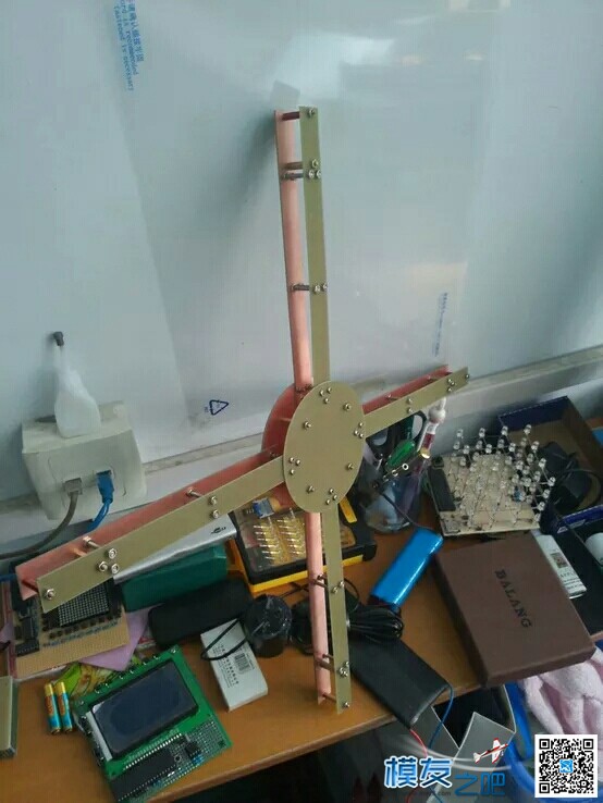 四轴机架，屌丝神器！！！ 四轴,机架,重在参与,谢谢大家,客户端 作者:饮冰室主人 1559 