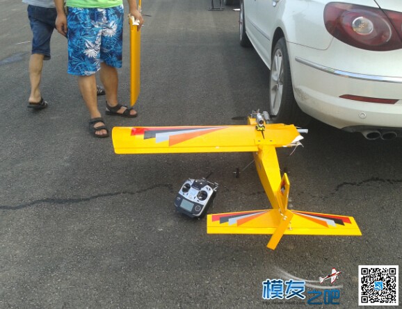 小伙伴的 飞机上树了  炸了 模型,炸飞机怎么玩 作者:4029813 2088 