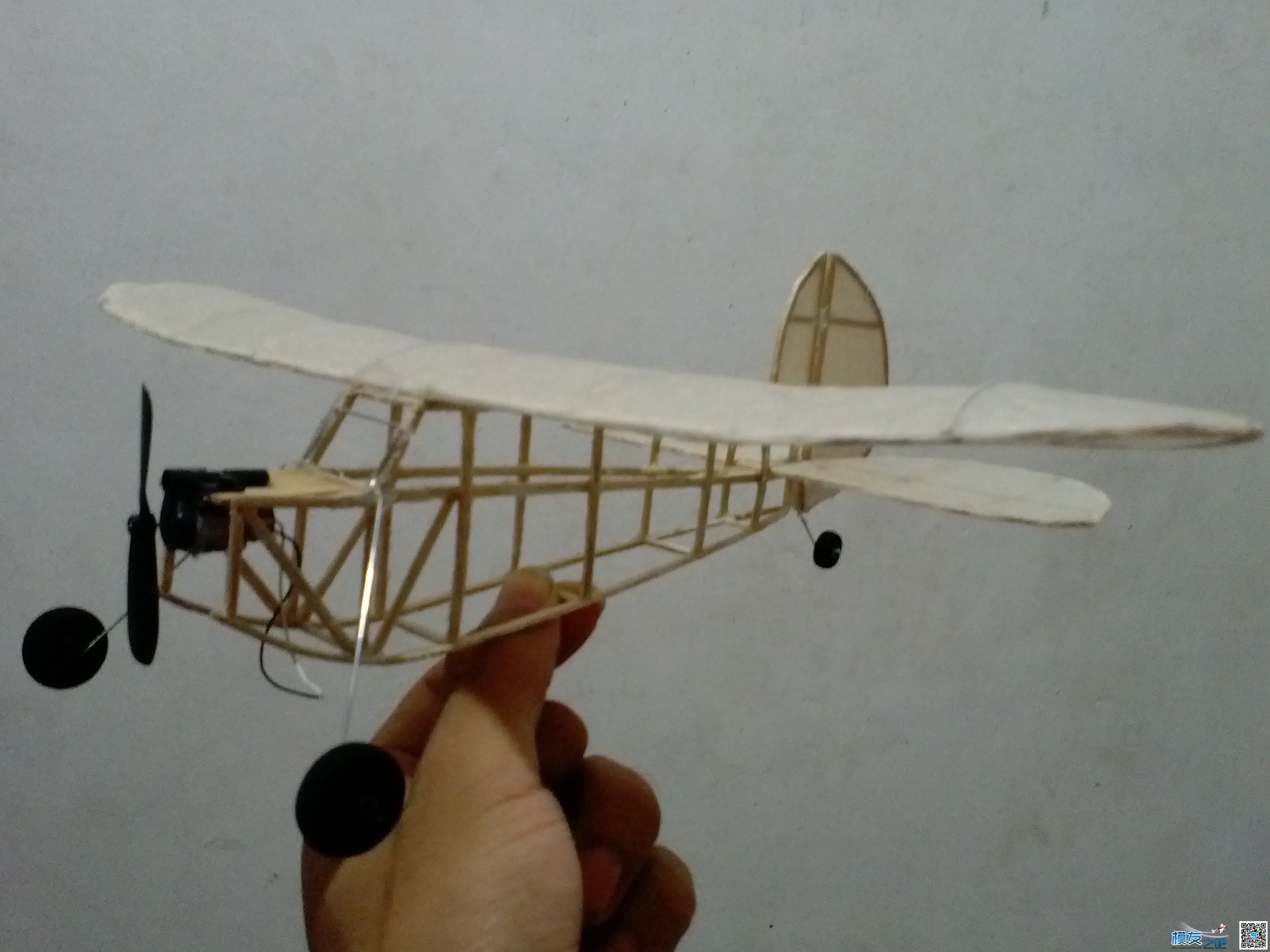 小飞机一枚，第二架300MM翼展小飞机 antonov飞机,各类飞机翼展,飞机翼展分类,飞机翼展长度,飞机翼展比 作者:飞翔的橡皮筋 5414 