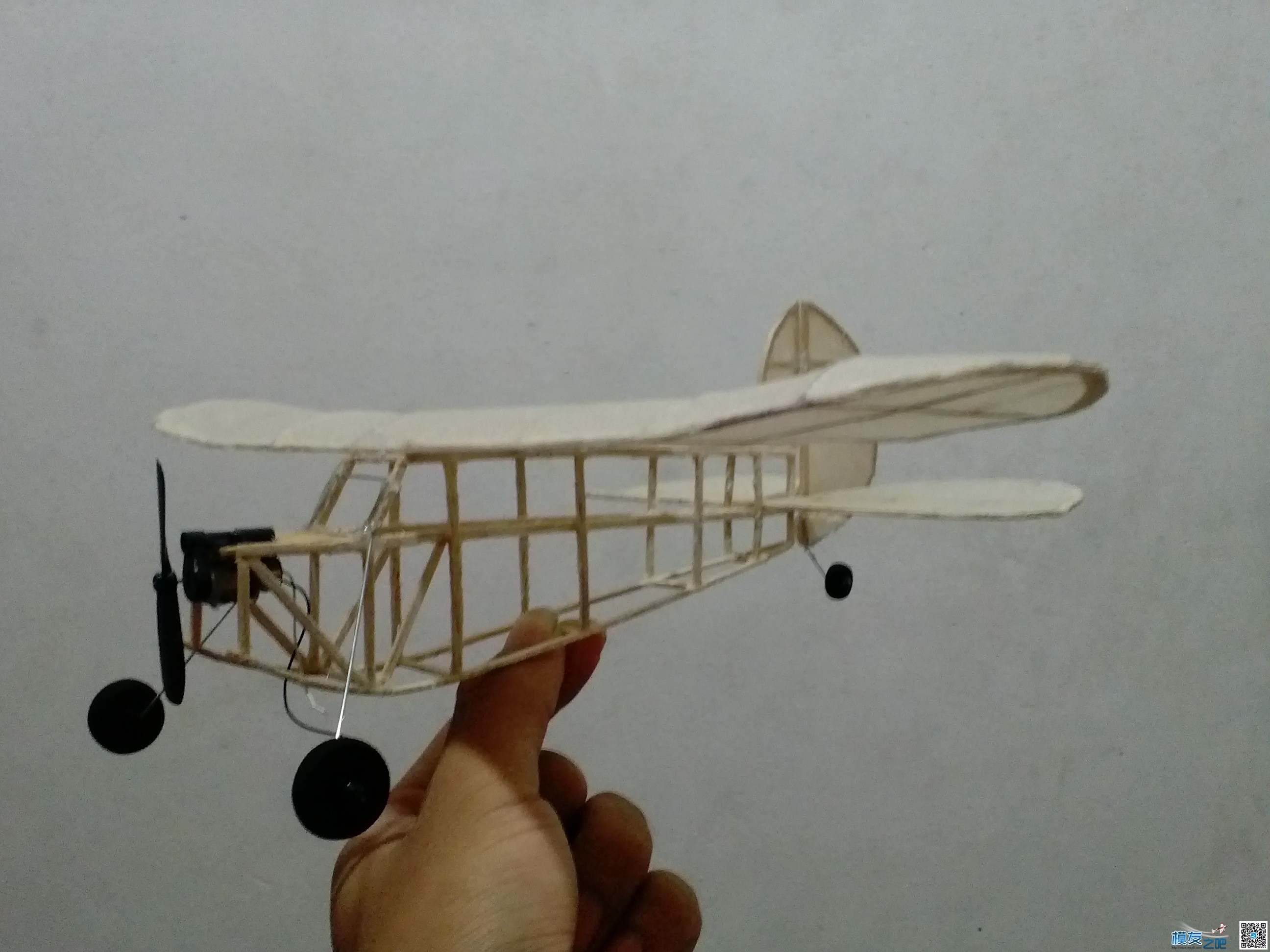 小飞机一枚，第二架300MM翼展小飞机 antonov飞机,各类飞机翼展,飞机翼展分类,飞机翼展长度,飞机翼展比 作者:飞翔的橡皮筋 532 