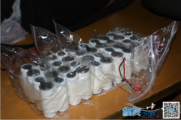河南郑州模友【偶尔飞一次】制作的毒蜘蛛3型导弹艇制作... 河南郑州,漂洋过海,知心朋友,俄罗斯,的同意 作者:漂洋过海 9597 