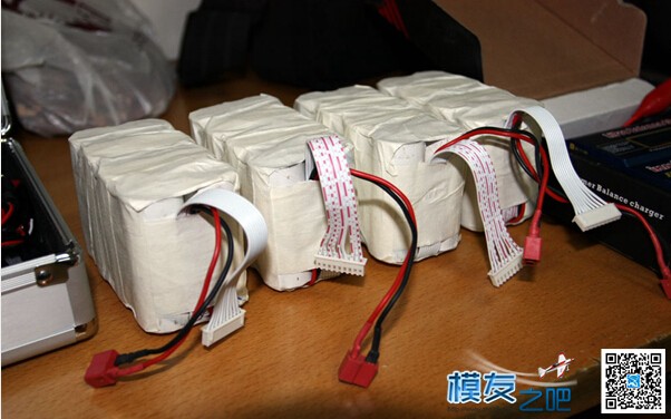 河南郑州模友【偶尔飞一次】制作的毒蜘蛛3型导弹艇制作... 河南郑州,漂洋过海,知心朋友,俄罗斯,的同意 作者:漂洋过海 7705 