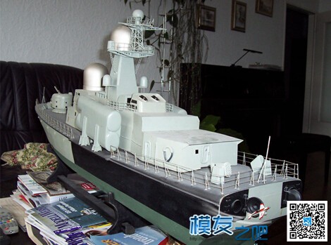河南郑州模友【偶尔飞一次】制作的毒蜘蛛3型导弹艇制作...  作者:漂洋过海 1401 