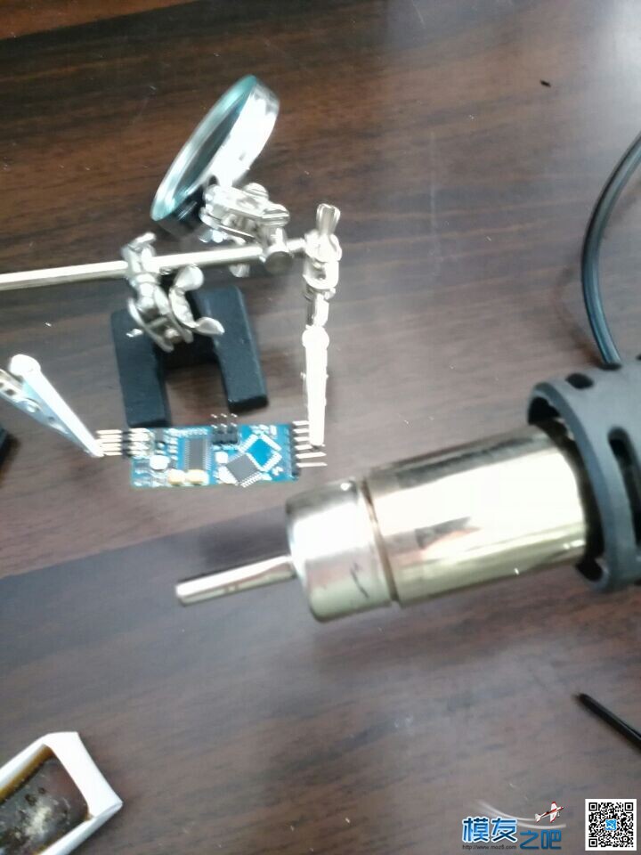 给OSD换328芯片 OSD,lm358p芯片应用 作者:方恨少 4198 