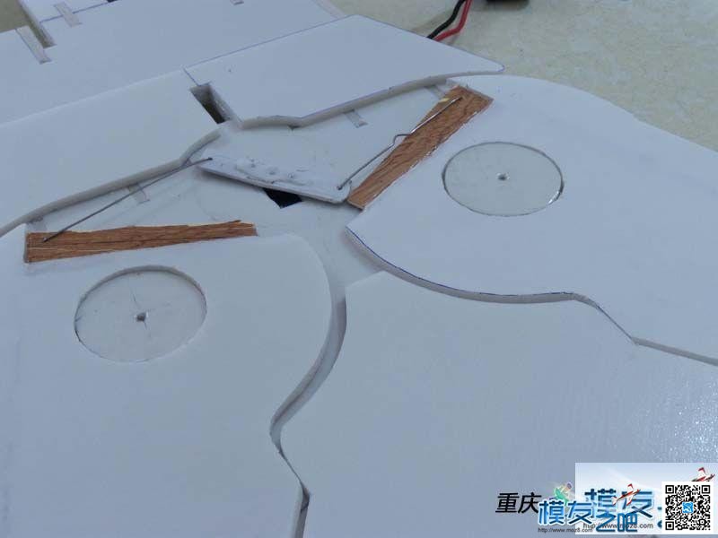KT板神机】可变翼F-14 两套制作教程 高清图片 续集3 教程 舵机,电机,遥控器,图纸,翼F哪里的车 作者:凯莱 3511 
