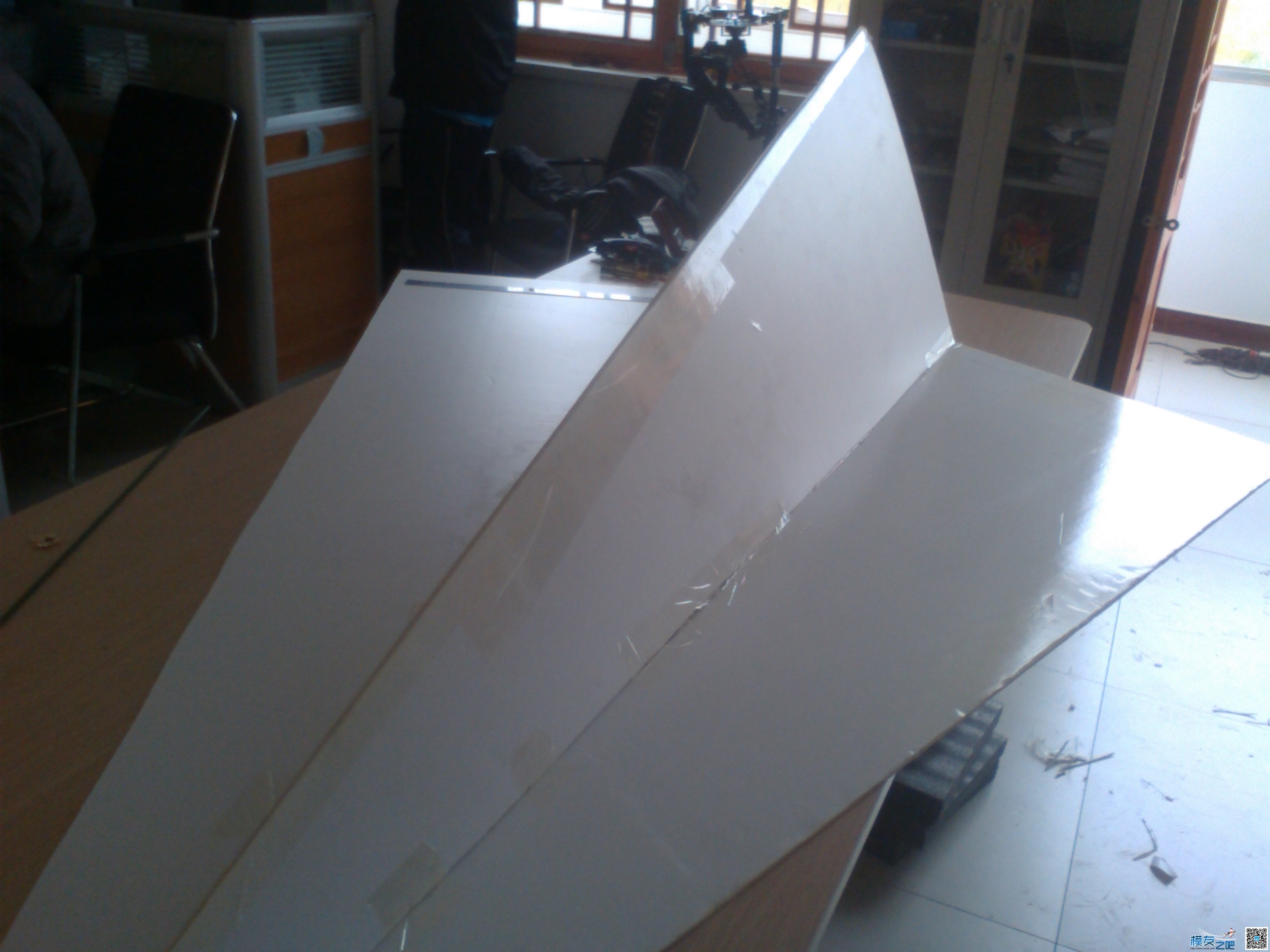 2.4米 纸飞机试飞成功 纸飞机,米纸,飞机,试飞,成功 作者:莒县模型吧 4806 