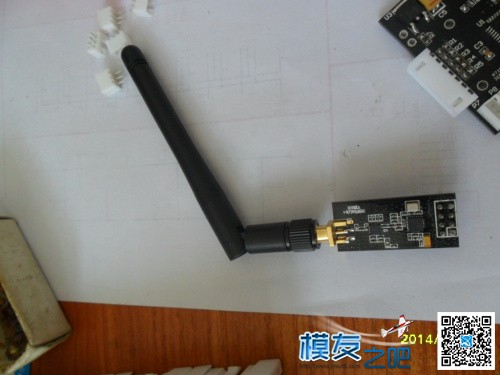 用51单片机制作低成本 1000米 8通道遥控带中文显示 车模,船模,天线,电调,模拟器 作者:3G通讯 2866 