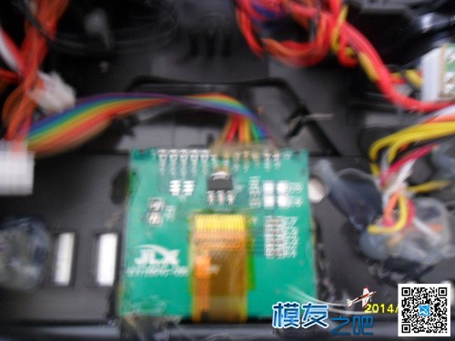 用51单片机制作低成本 1000米 8通道遥控带中文显示 车模,船模,天线,电调,模拟器 作者:3G通讯 4093 