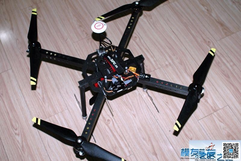 【moz8-2014】极致简约的4轴，碳纤方管，大疆E600动力（转） 电池,云台,电调,dji,大疆 作者:凯莱 8884 