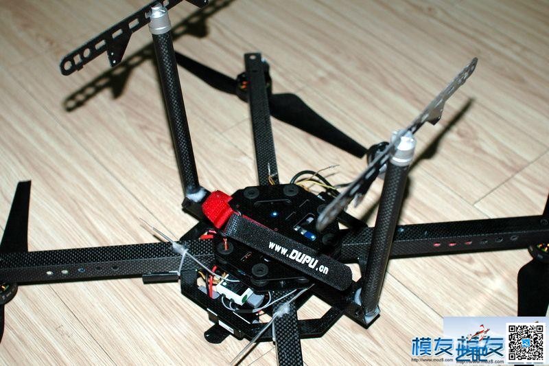 【moz8-2014】极致简约的4轴，碳纤方管，大疆E600动力（转） 电池,云台,电调,dji,大疆 作者:凯莱 5028 