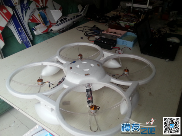 测试装机天捷力莲花水陆两用四轴 模型,固定翼,直升机,电池,舵机 作者:陕西梦想 3147 