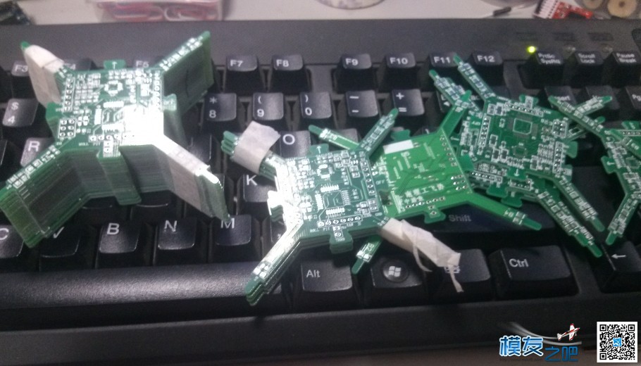 【moz8-2014】微型迷你航模四轴 航模,接收机,四轴,PCB,蓝牙 作者:精灵 4246 