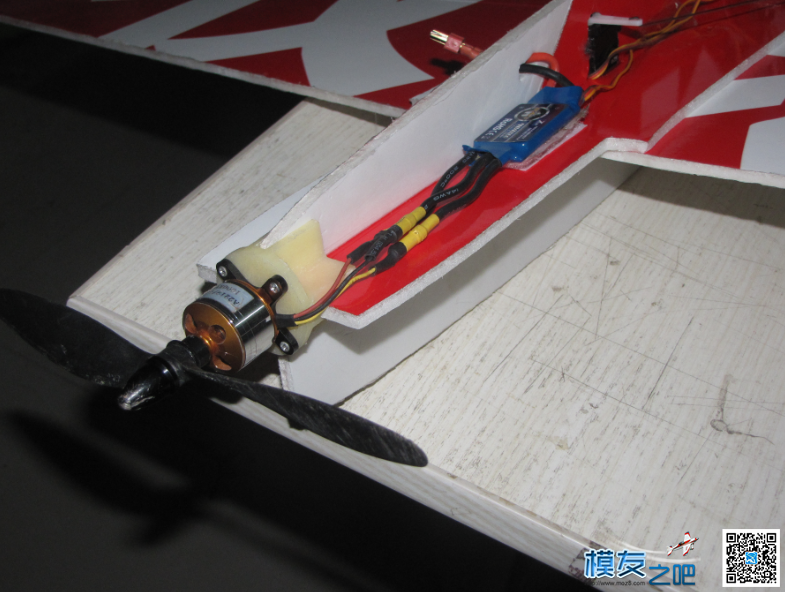 陕西梦想飞行俱乐部第一架自产量产的飞机 飞行俱乐部,梦想飞行,俱乐部,陕西,研发 作者:陕西梦想 1549 