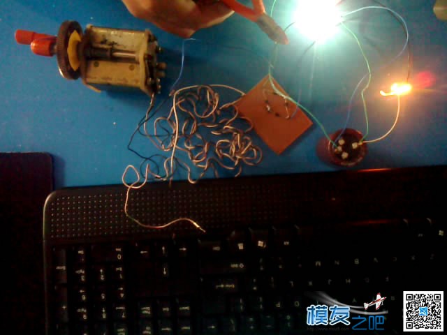 【小屁孩玩飞机】拉烟点火装置测试。 电机,汽车点火装置,电点火装置 作者:耍流氓的小屁孩 9253 