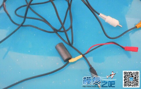 【小屁孩玩飞机】低配置航拍之一：卡片相机 电池,舵机,云台,航拍 作者:耍流氓的小屁孩 5341 