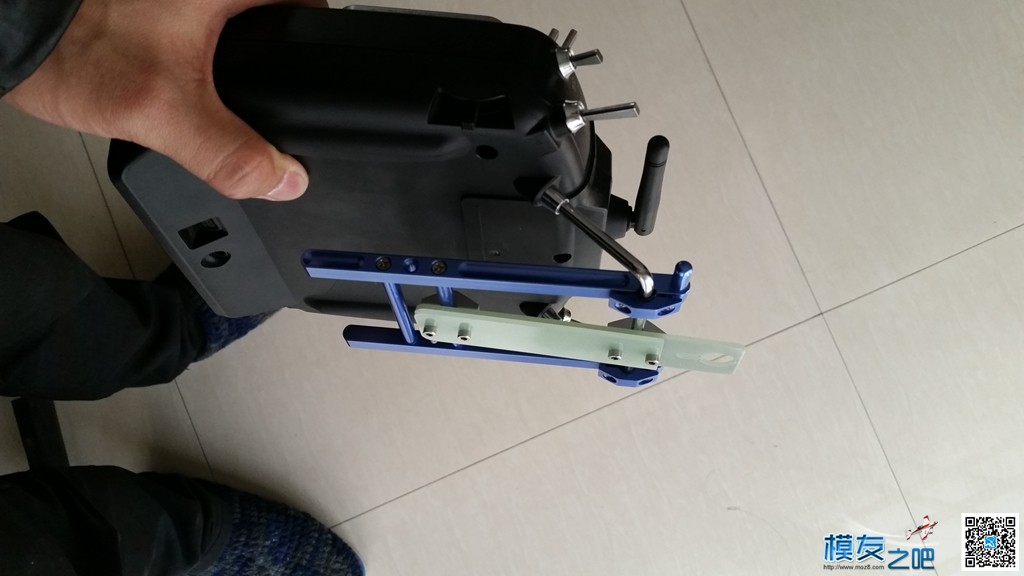 抽时间做了个显示器挂载 怎么取消挂载,电脑显示器,艺卓显示器 作者:cmhoo 2025 