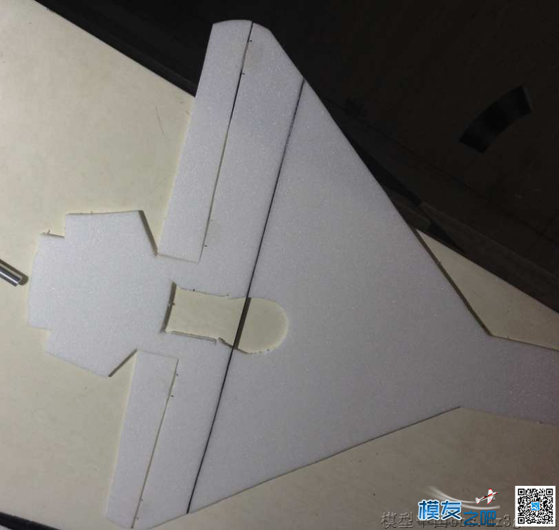 新年力作 Mini歼10 闪亮登场！！！ 舵机,图纸,银燕,f16战机和歼10 作者:24k纯帅 5956 