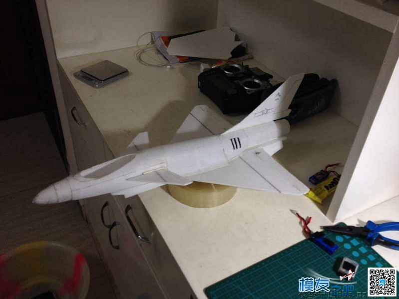 新年力作 Mini歼10 闪亮登场！！！ 舵机,图纸,银燕,f16战机和歼10 作者:24k纯帅 6634 