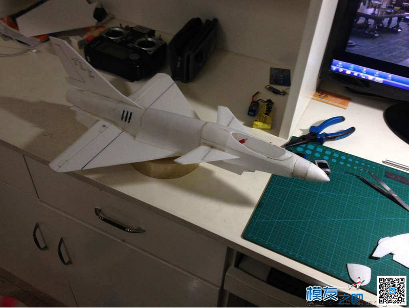新年力作 Mini歼10 闪亮登场！！！ 舵机,图纸,银燕,f16战机和歼10 作者:24k纯帅 1403 