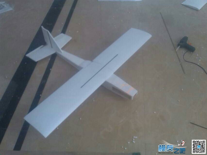 【我爱DIY】EPS做B25轰炸机-2.4M翼展-小轩  作者:飞行少年 8007 