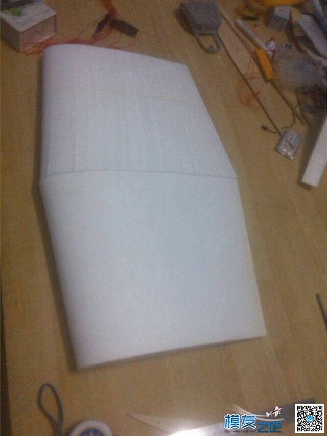 【我爱DIY】EPS做B25轰炸机-2.4M翼展-小轩  作者:飞行少年 5908 