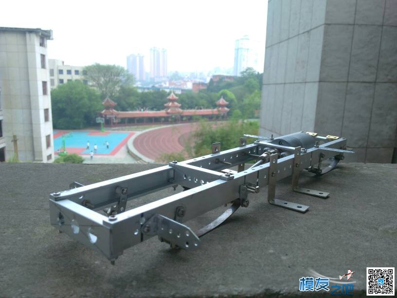 【我爱DIY】卡车灯组，东风4*2军用卡车制作 DIY 作者:小志模型 9722 