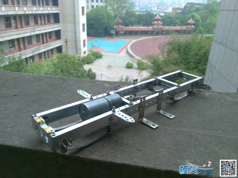 【我爱DIY】卡车灯组，东风4*2军用卡车制作 DIY 作者:小志模型 1206 