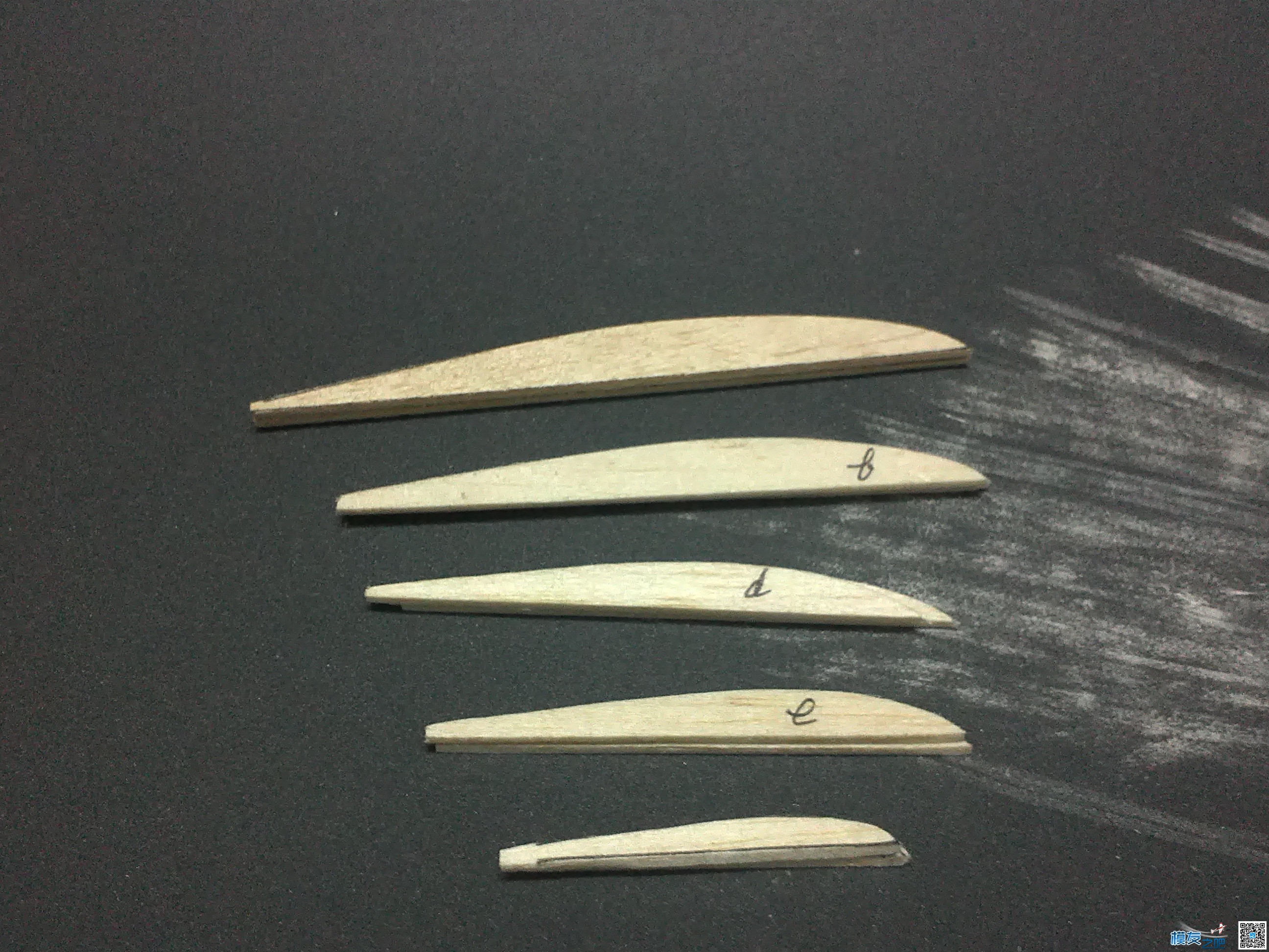 迷你轻木机野马P51a 固定翼,舵机,图纸,接收机 作者:飞翔的橡皮筋 4283 