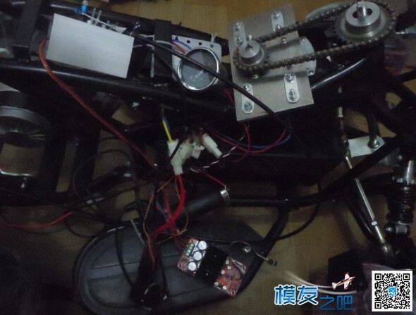 【我爱DIY】“夜不收”遥控车系统（61楼场外视频） 航模,固定翼,天线,舵机,电调 作者:耍流氓的小屁孩 9685 