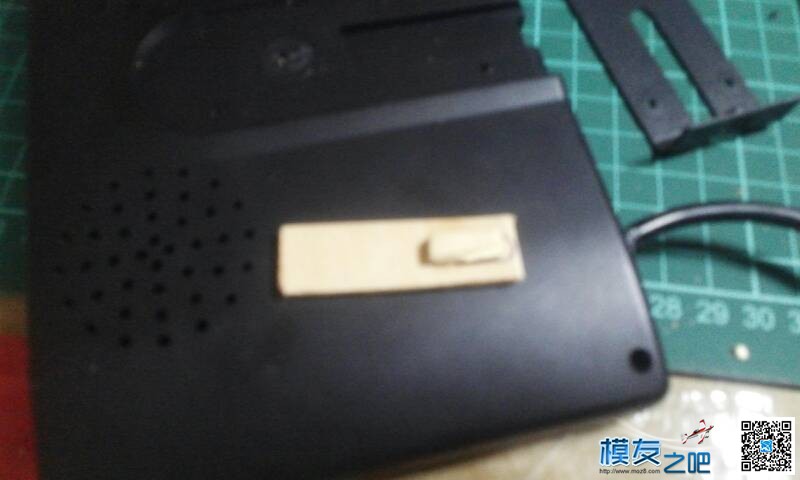 【我爱DIY】0成本简易显示一体屏制作 带折叠遮光罩 电池,DIY 作者:浅、微浪 7079 