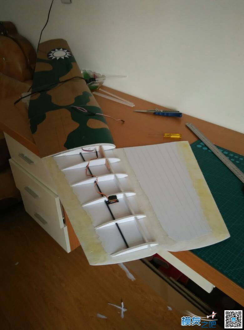 [我爱DIY]折纸法初教六(飞虎队涂装) 简易纸盒折法,简单手工折纸,手工折纸小花 作者:350421898 785 