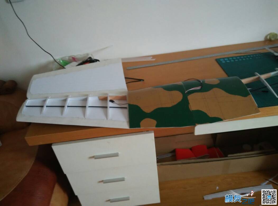 [我爱DIY]折纸法初教六(飞虎队涂装) 简易纸盒折法,简单手工折纸,手工折纸小花 作者:350421898 2797 