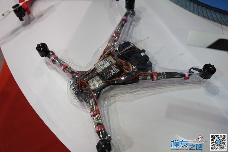 2015上海模型展  [老晋视线] 模型,直升机,云台,飞控,遥控器 作者:老晋 614 