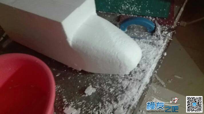 【我爱DIY】EPS做B25轰炸机-2.4M翼展-小轩  作者:飞行少年 8344 