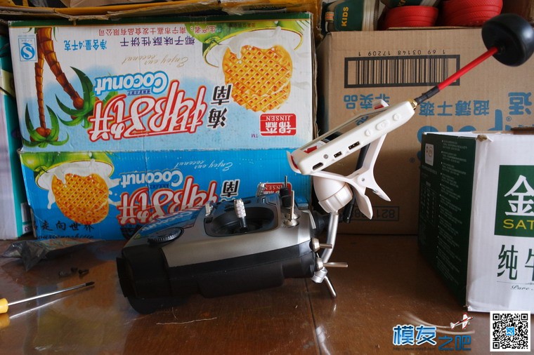 鹰眼小飞手初测结果非常满意 遥控器,螺丝刀,遮光罩,最大的,而且 作者:找碴 703 