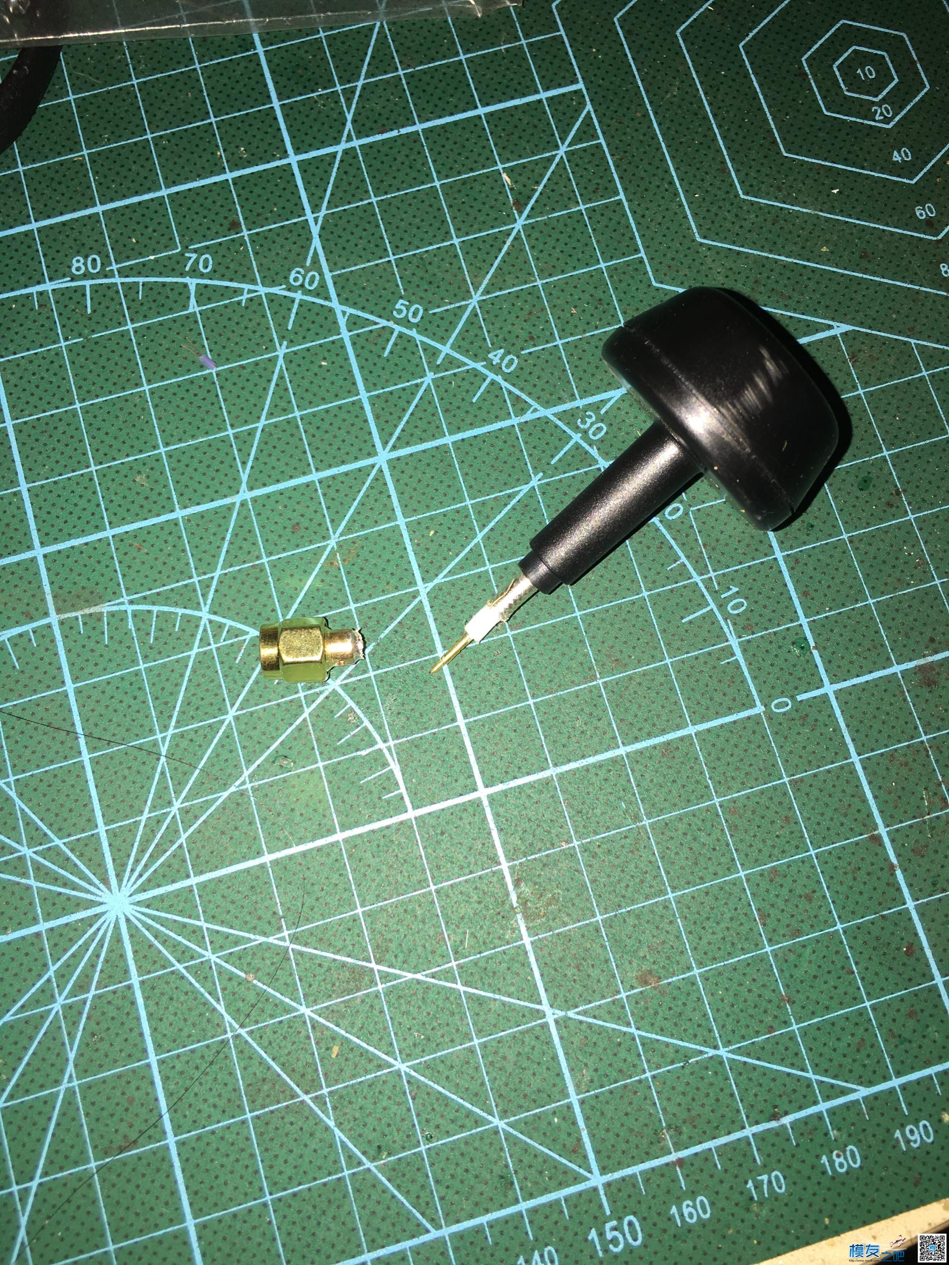 收到狼哥送测的外贸蘑菇天线 已有天线初步测试结果 测试结果,外贸 作者:ywfyq迦南 4103 