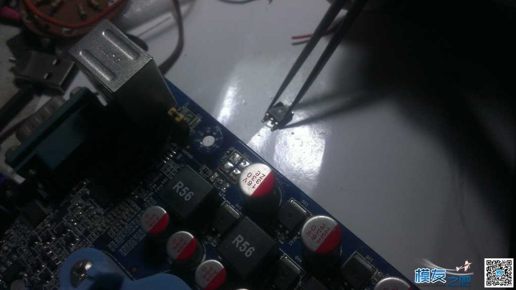 坏舵机改灯光控制电子开关 舵机,DIY 作者:zhangwz8888 2946 