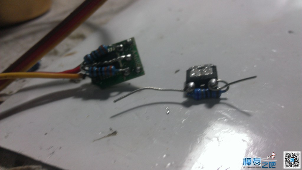 坏舵机改灯光控制电子开关 舵机,DIY 作者:zhangwz8888 9776 