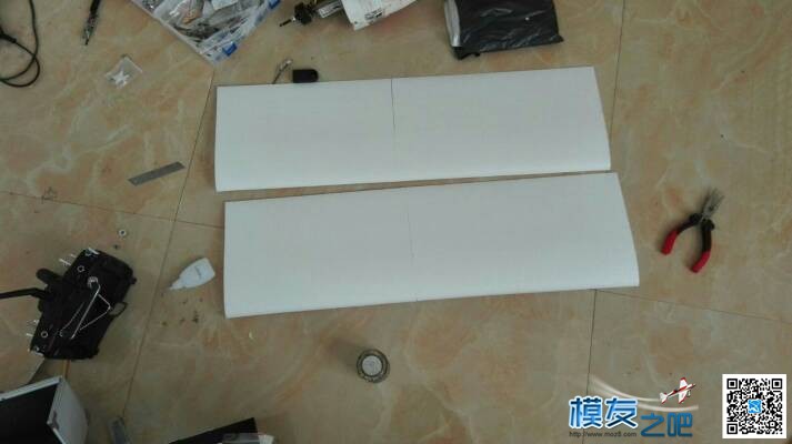 EPS作体 玻璃钢作皮-做运12运输机-梦之舞模型工作室  作者:飞行少年 7218 