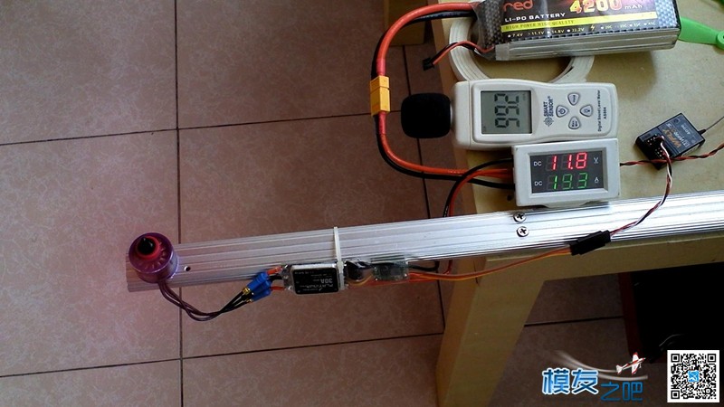 LD-POWER 蓝精灵 2206kv2200 2208kv2000 电特性小测 [老晋玩测试] 电池,电机,威泰克斯2208,dsve2208,2208代表什么 作者:老晋 4324 