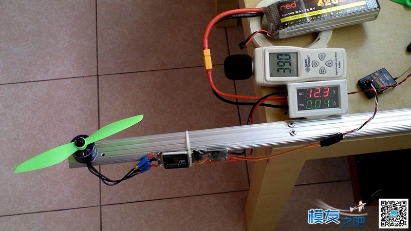 LD-POWER 蓝精灵 2206kv2200 2208kv2000 电特性小测 [老晋玩测试] 电池,电机,威泰克斯2208,dsve2208,2208代表什么 作者:老晋 4722 