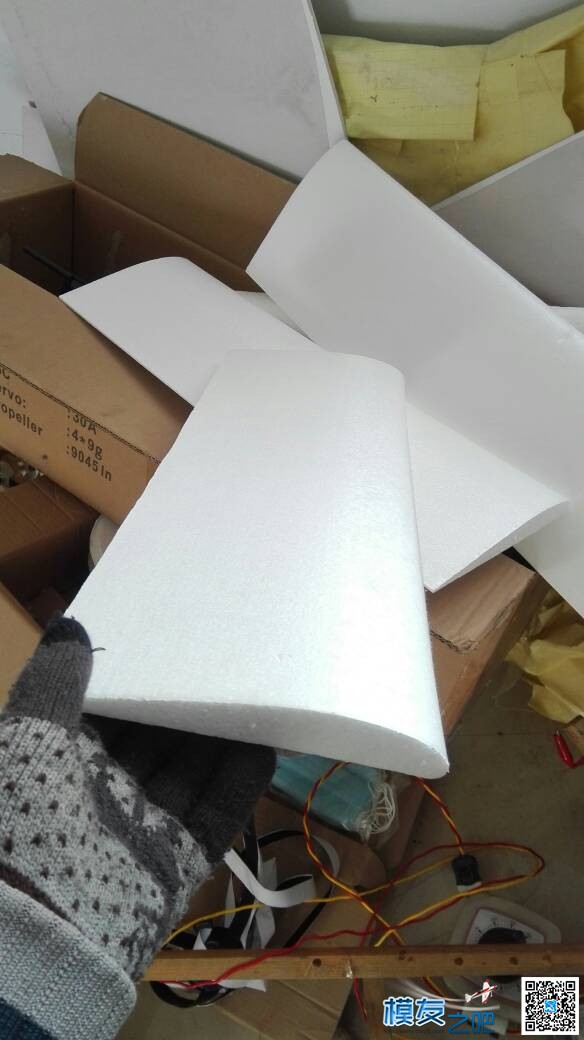 EPS作体 玻璃钢作皮-做运12运输机-梦之舞模型工作室  作者:飞行少年 7762 
